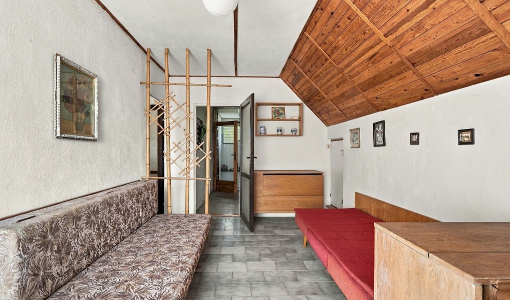 Prodej domu 196 m² s pozemkem 511 m², Ostřešany – náhled fotky 17