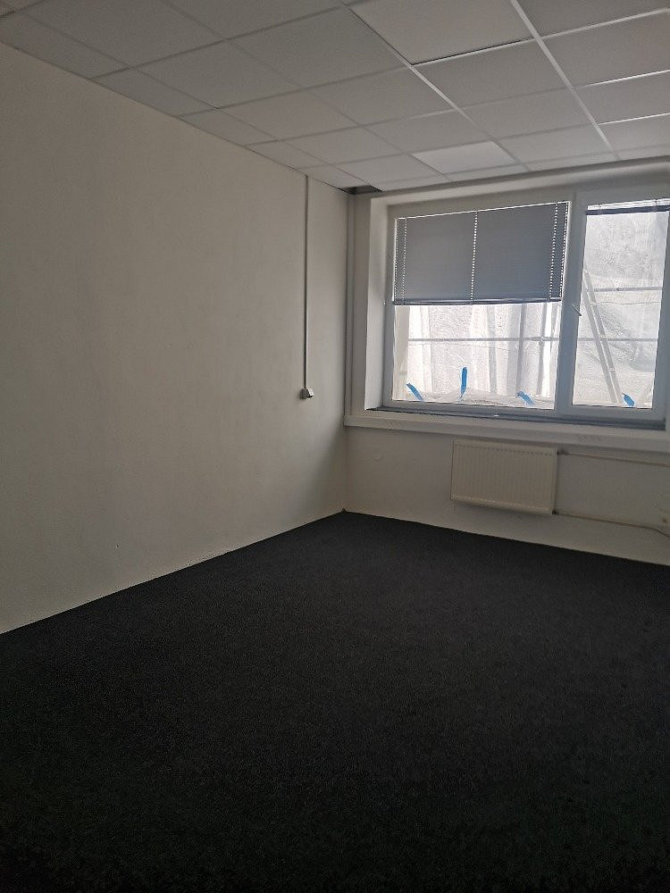 Pronájem kanceláře 99 m² – fotografie 5