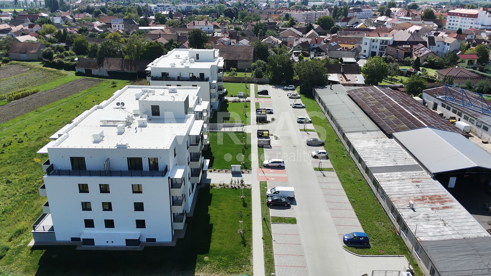 Pronájem bytu 2+kk 52 m² – fotografie 3