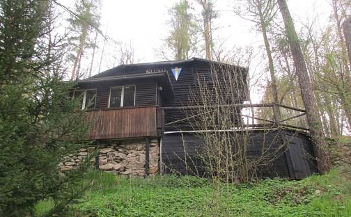 Prodej chaty/chalupy 38 m² s pozemkem 292 m², Chyňava, okres Beroun