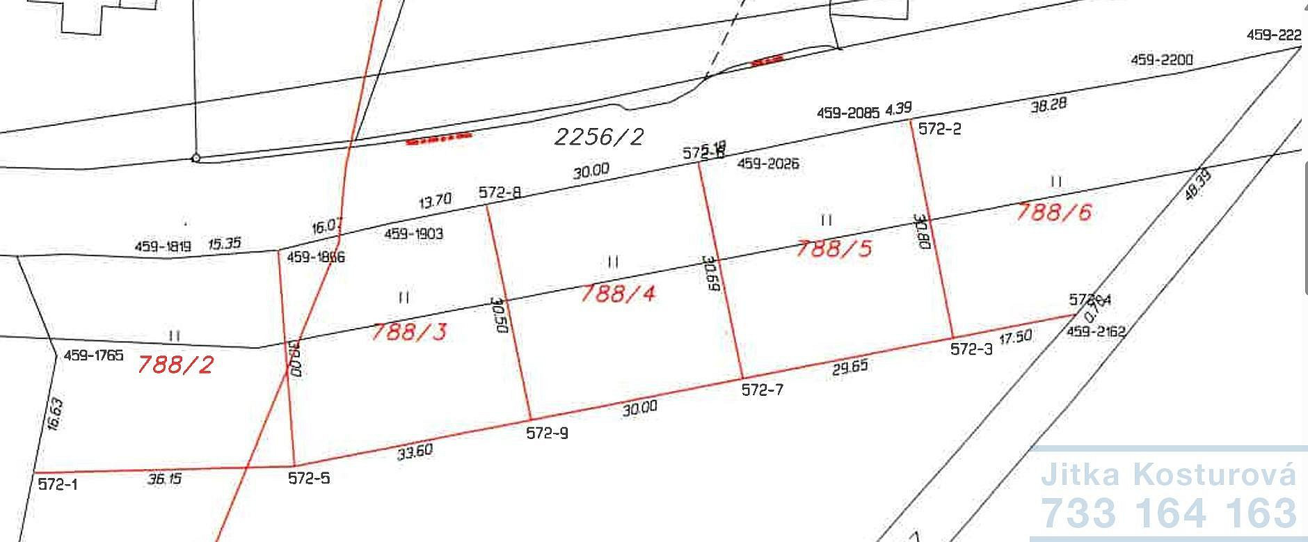 Prodej stavebního pozemku 927 m² – fotografie 3