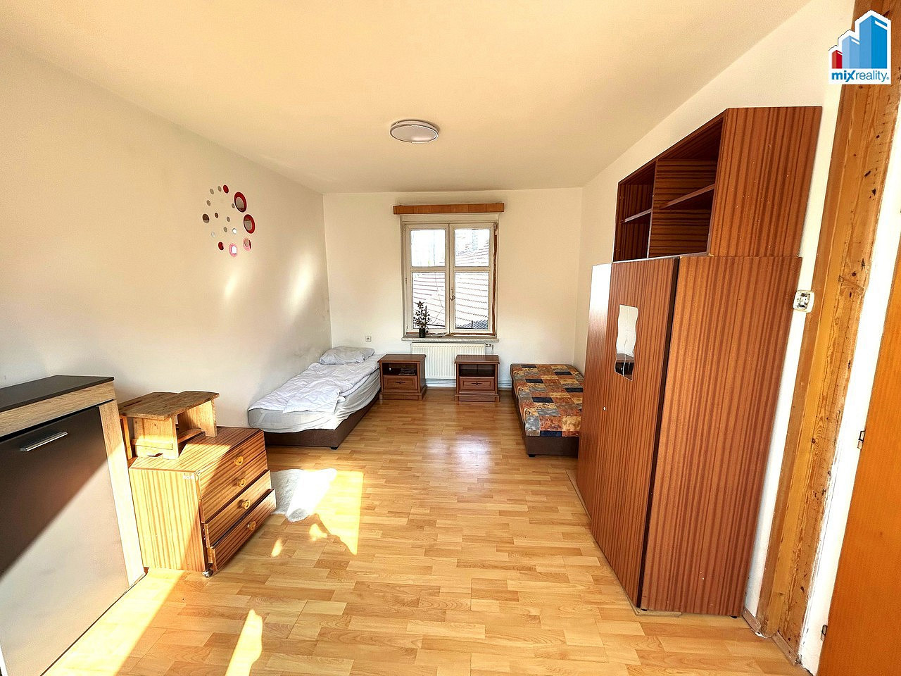 Pronájem pokoje 75 m² – fotografie 5