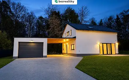 Prodej domu 132 m² s pozemkem 1 483 m²