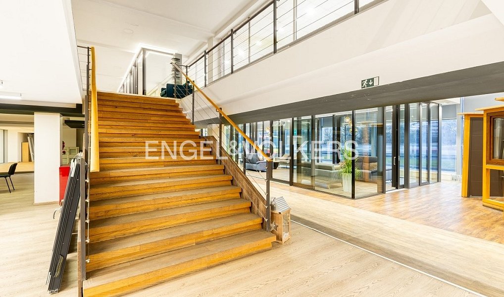 Pronájem obchodních prostor 1 520 m², Praha – náhled fotky 10