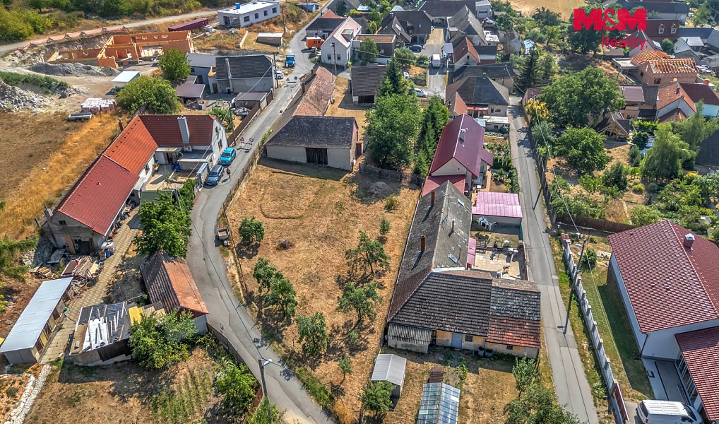 Prodej domu 156 m² s pozemkem 2 031 m², Mikulovice – náhled fotky 28