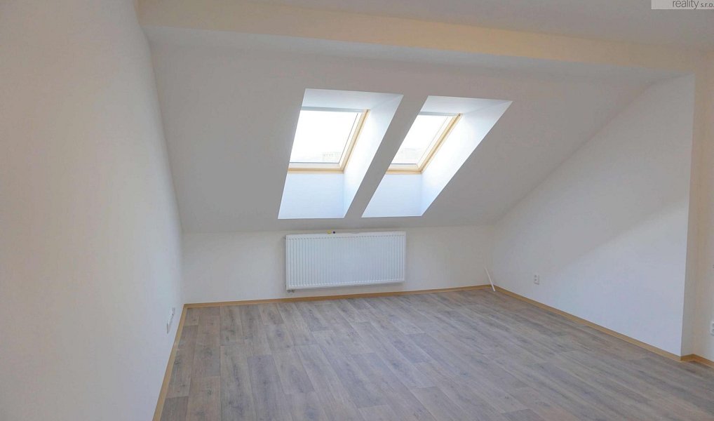 Pronájem bytu 4+kk 70 m², Litvínov – náhled fotky 6