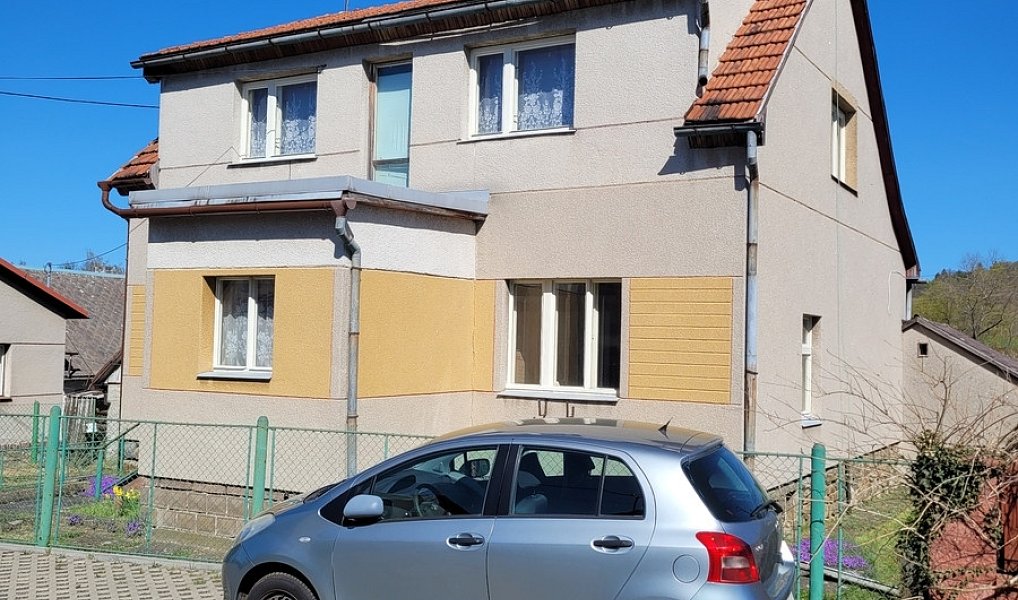 Prodej domu 255 m² s pozemkem 1 379 m², Podlesí – náhled fotky 2