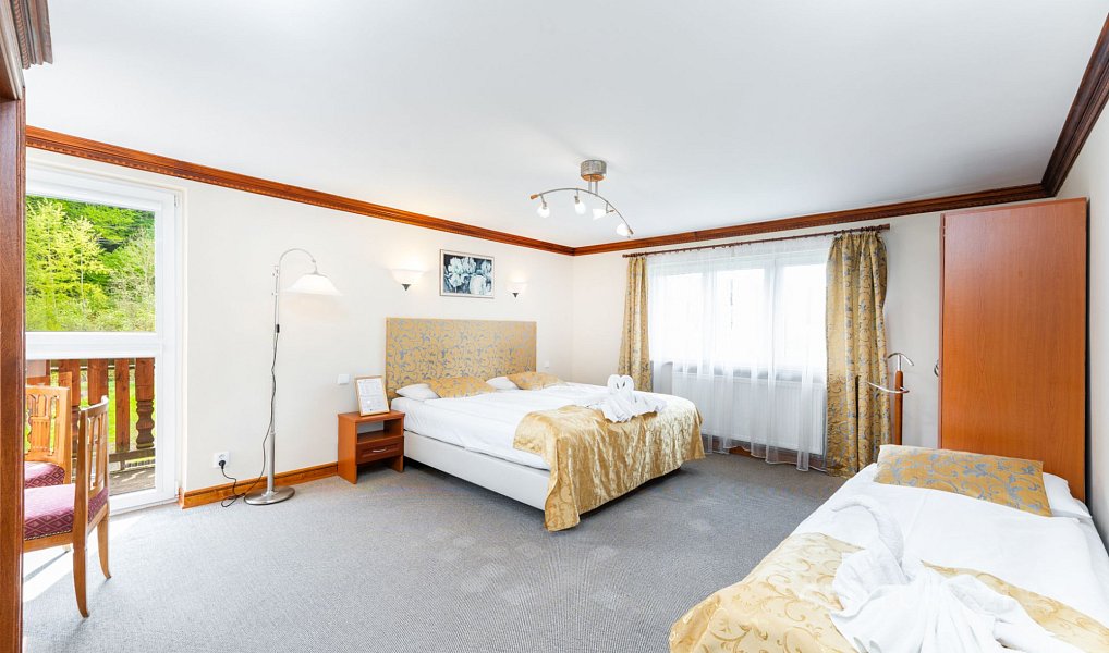 Prodej ubytovacího objektu 578 m², Jáchymov – náhled fotky 33