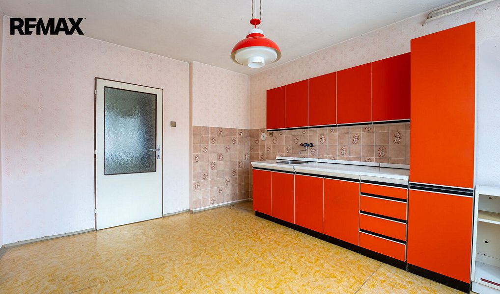 Prodej domu 180 m² s pozemkem 362 m², Lipov – náhled fotky 7
