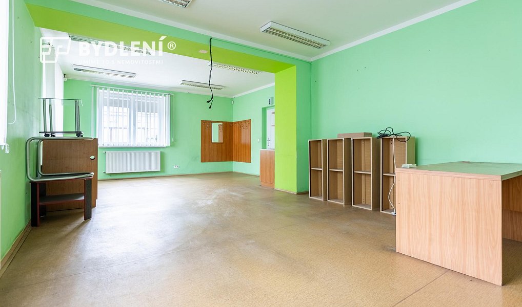 Prodej kanceláře 320 m², Bílina – náhled fotky 3