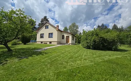 Prodej chaty/chalupy 101 m² s pozemkem 1 856 m², Třebaňská, Svinaře - Lhotka, okres Beroun
