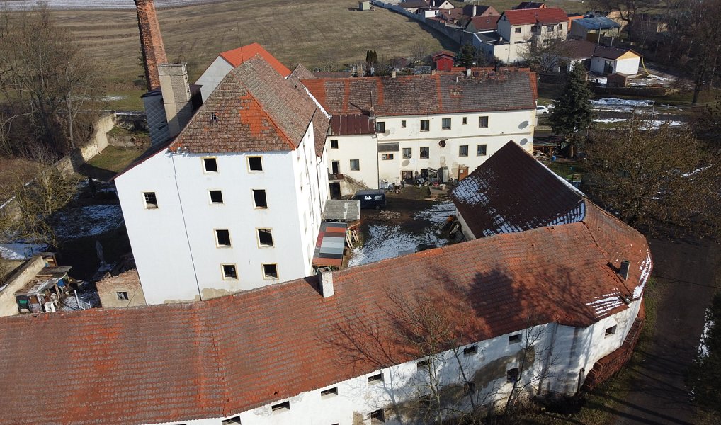 Prodej komerčního objektu (jiného typu) 6 674 m², Královice – náhled fotky 10