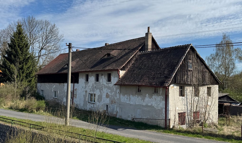 Prodej domu 288 m² s pozemkem 2 090 m², Višňová – náhled fotky 12
