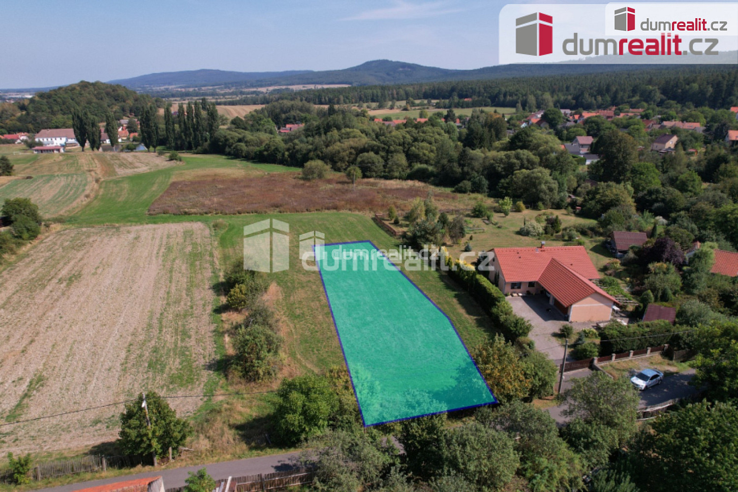 Prodej stavebního pozemku 1 218 m² — photo 2