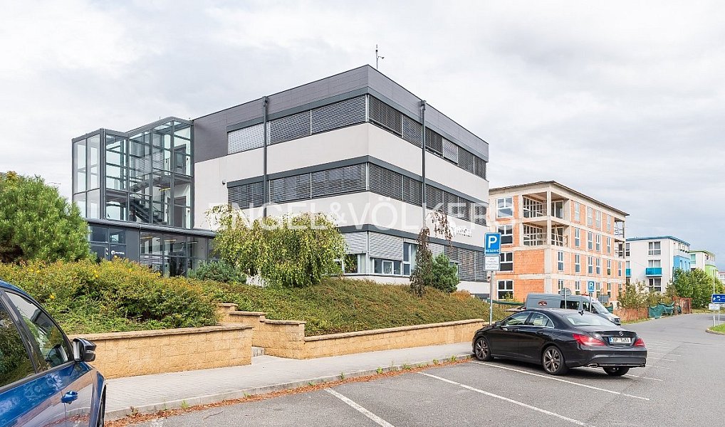 Pronájem kanceláře 254 m², Jesenice – náhled fotky 5