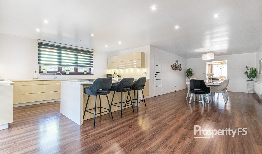 Prodej domu 290 m² s pozemkem 658 m², Kyselovice – náhled fotky 19
