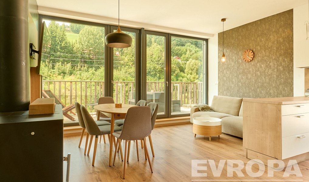 Prodej bytu 2+kk 58 m², Vrchlabí – náhled fotky 2