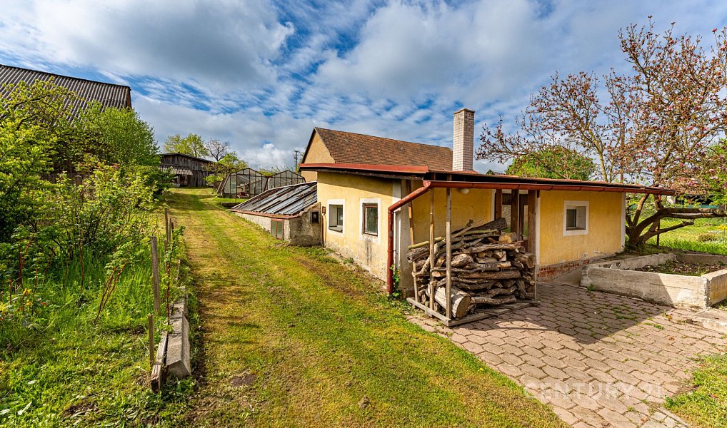 Prodej domu 245 m² s pozemkem 2 664 m², Hrusice – náhled fotky 23