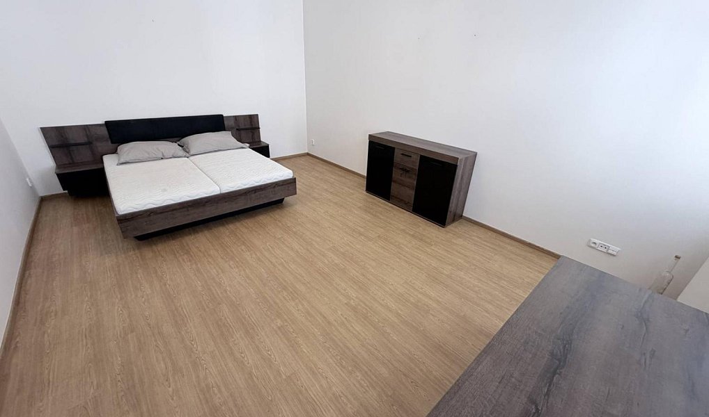 Prodej bytu 2+1 60 m², Praha – náhled fotky 16