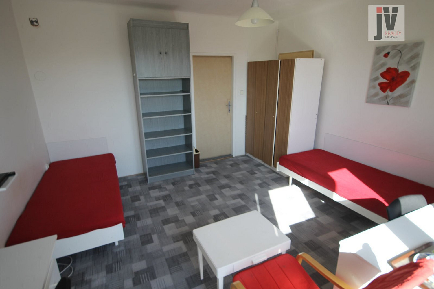 Pronájem pokoje 76 m² — photo 3