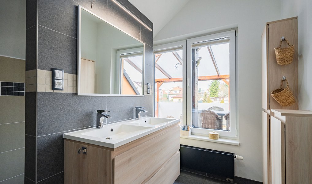 Prodej domu 147 m² s pozemkem 858 m², Unhošť – náhled fotky 35