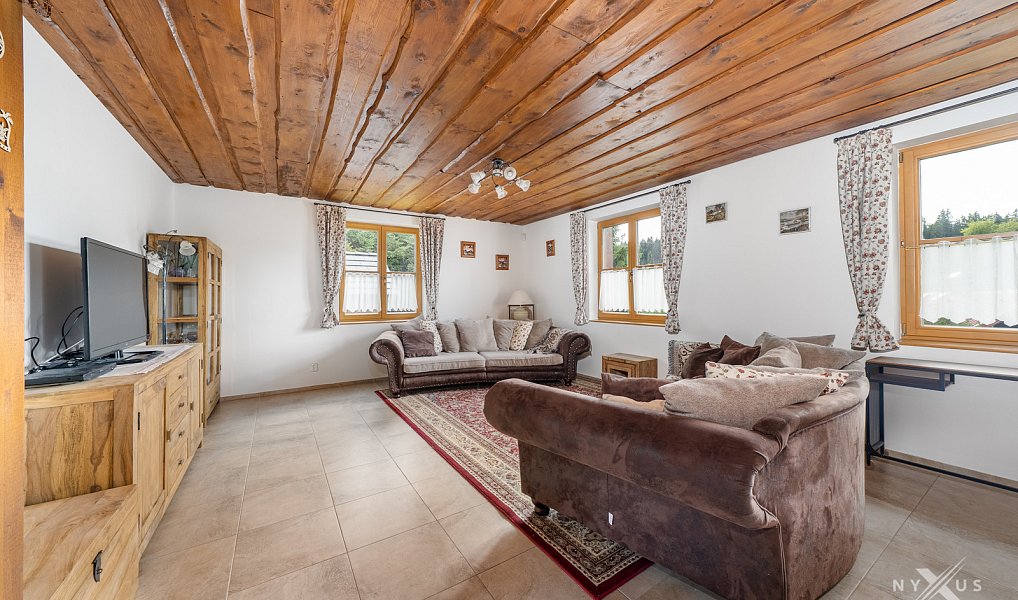 Prodej ubytovacího objektu 306 m², Kvilda – náhled fotky 12