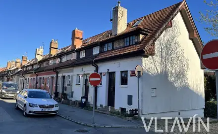 Prodej domu 93 m² s pozemkem 86 m², Přímá, Praha 5 - Smíchov
