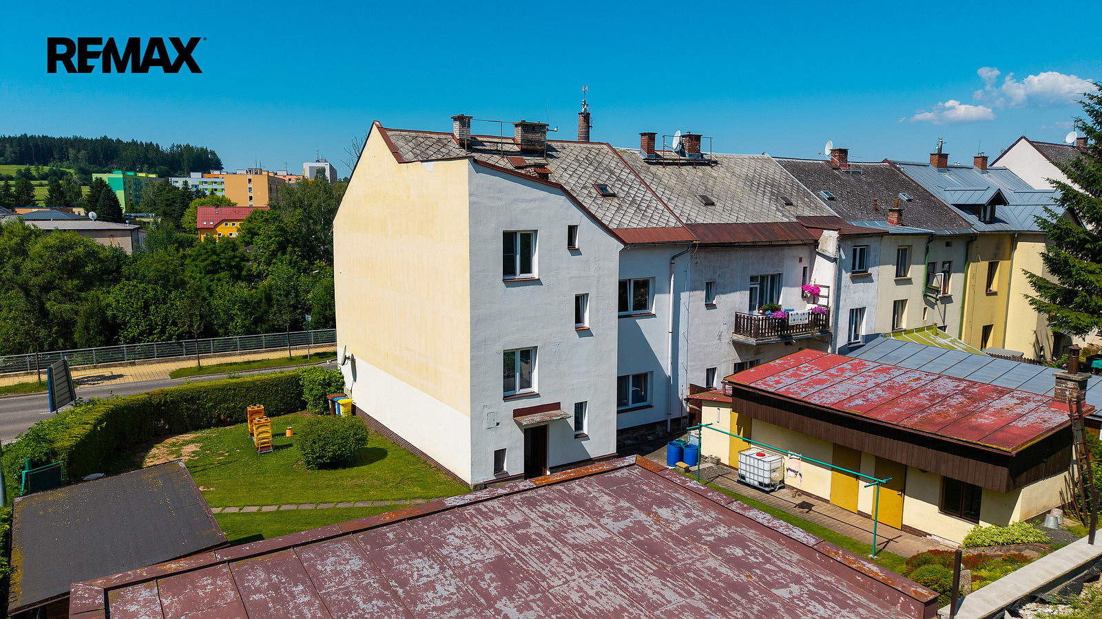 Prodej domu 306 m² s pozemkem 621 m² – fotografie 3