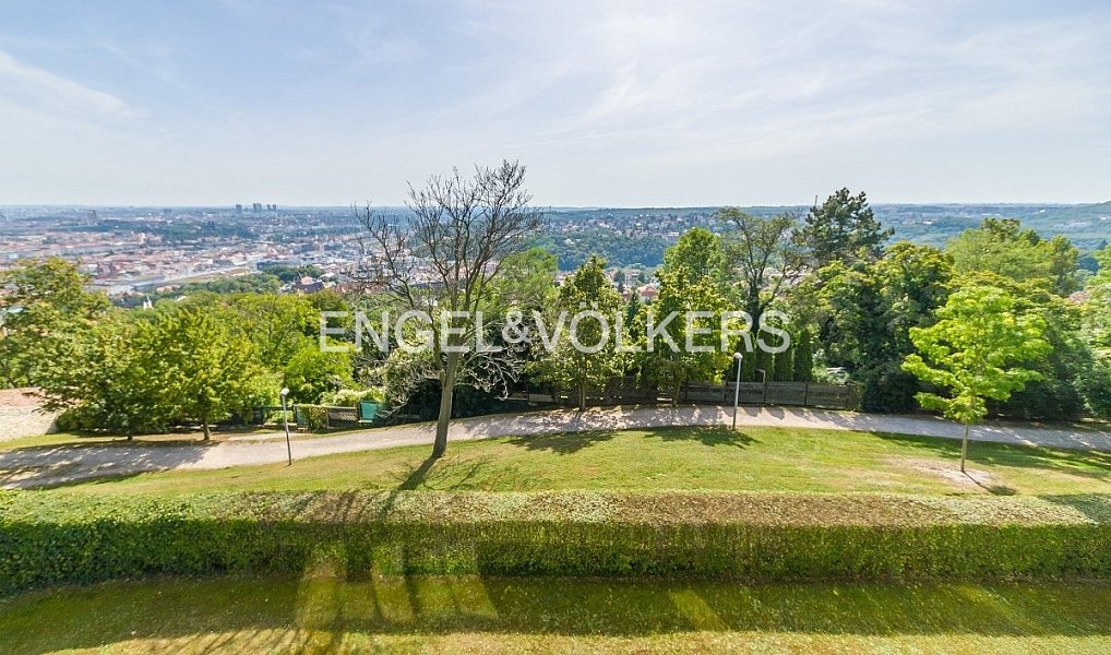 Pronájem bytu 2+kk 60 m², Praha – náhled fotky 12