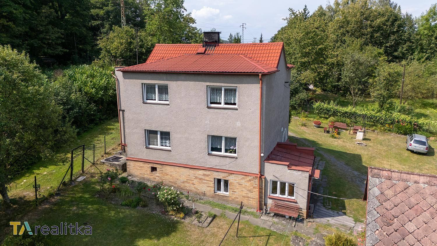 Prodej domu 150 m² s pozemkem 1 869 m²