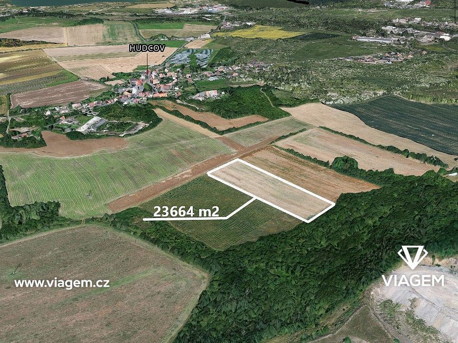 Prodej pole 4 732 m²