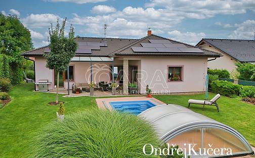 Prodej domu 140 m² s pozemkem 1 015 m², K Jahodovce, Kostelec nad Labem, okres Mělník