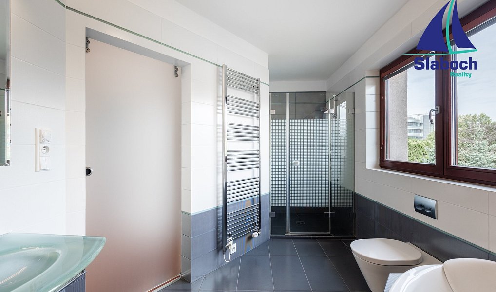 Prodej domu 198 m² s pozemkem 641 m², Praha – náhled fotky 25
