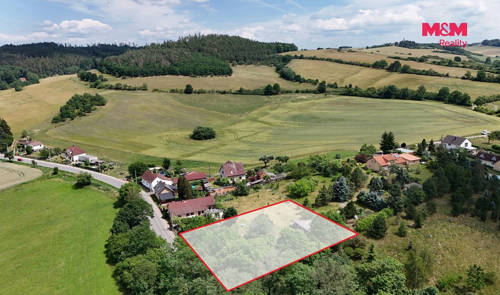 Prodej stavebního pozemku 1 800 m², Předenice – náhled fotky 2