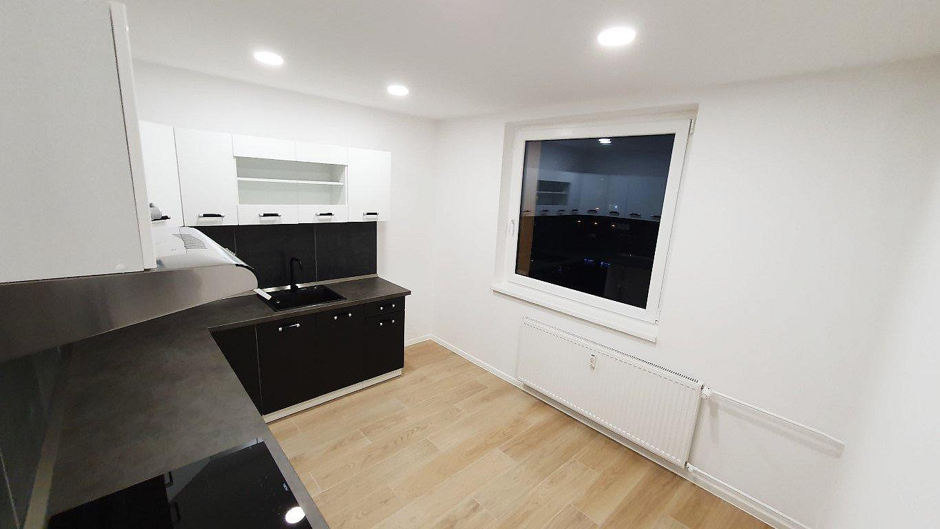 Pronájem bytu 3+1 50 m² – fotografie 4