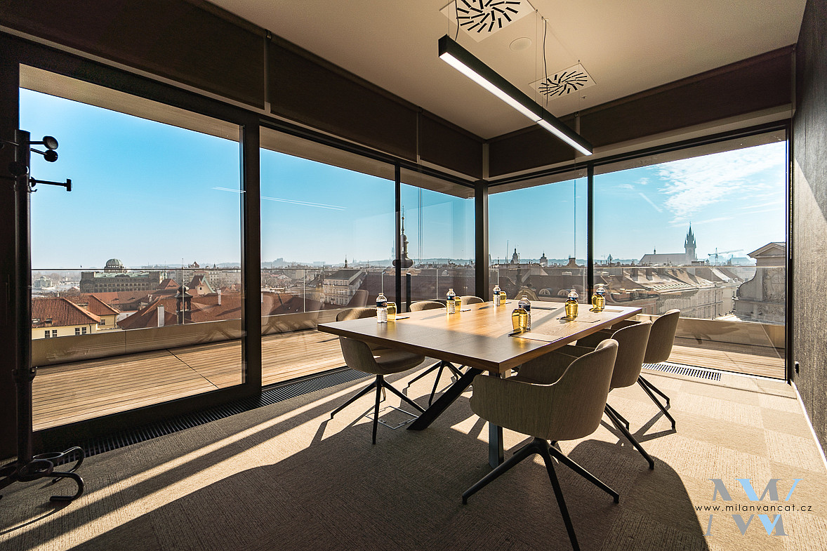 Pronájem kanceláře 150 m² – fotografie 3