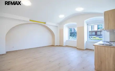 Prodej bytu 2+kk 58 m², Pražská, Unhošť, okres Kladno
