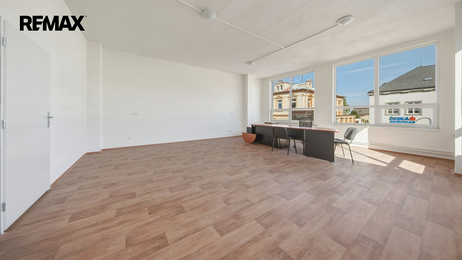 Pronájem obchodních prostor 48 m² — photo 4