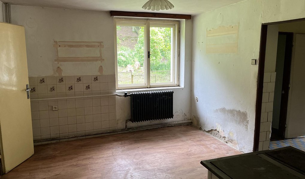 Prodej domu 132 m² s pozemkem 653 m², Tuhaň – náhled fotky 10