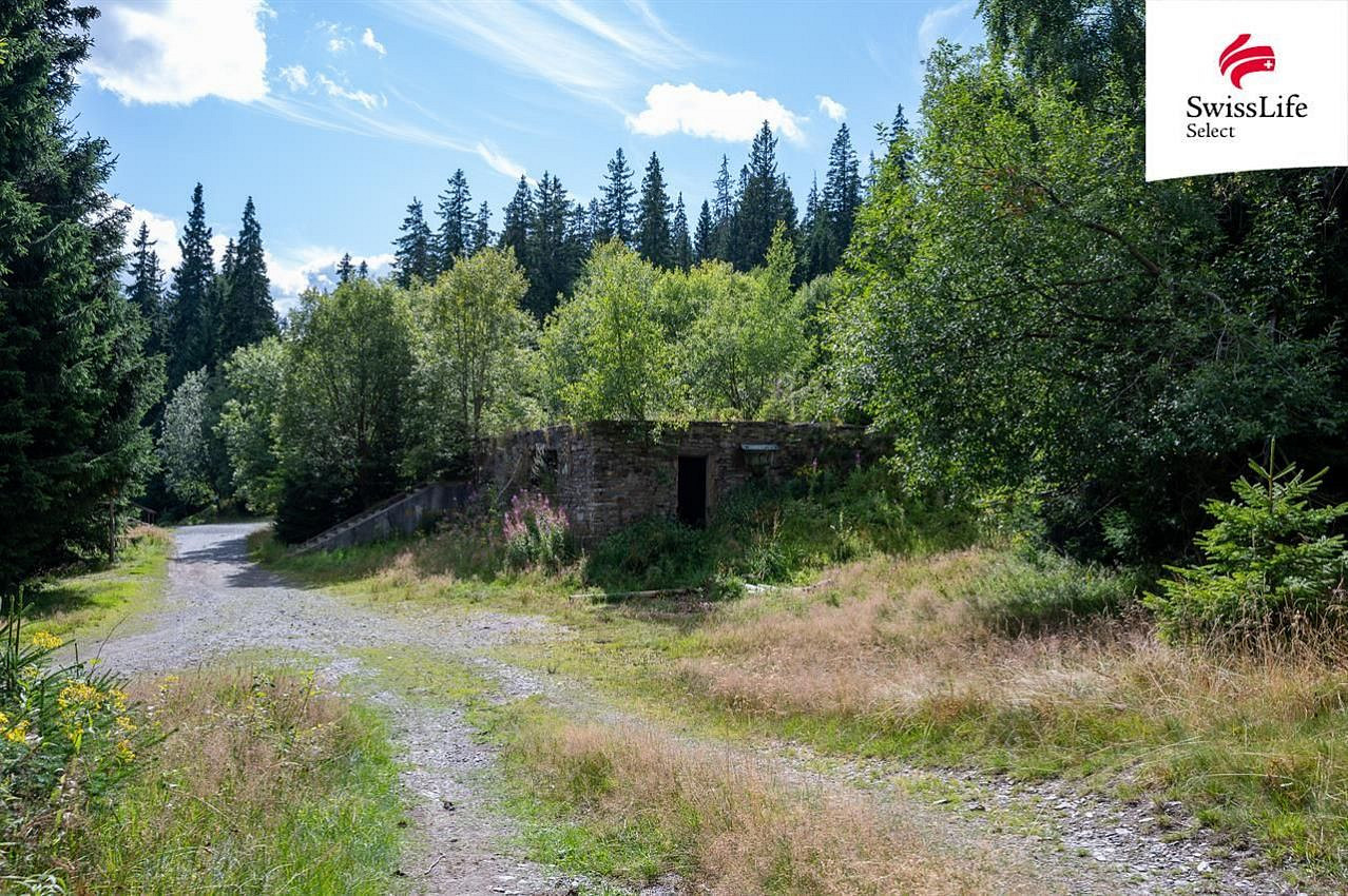 Prodej komerčního pozemku 1 558 m² – fotografie 5