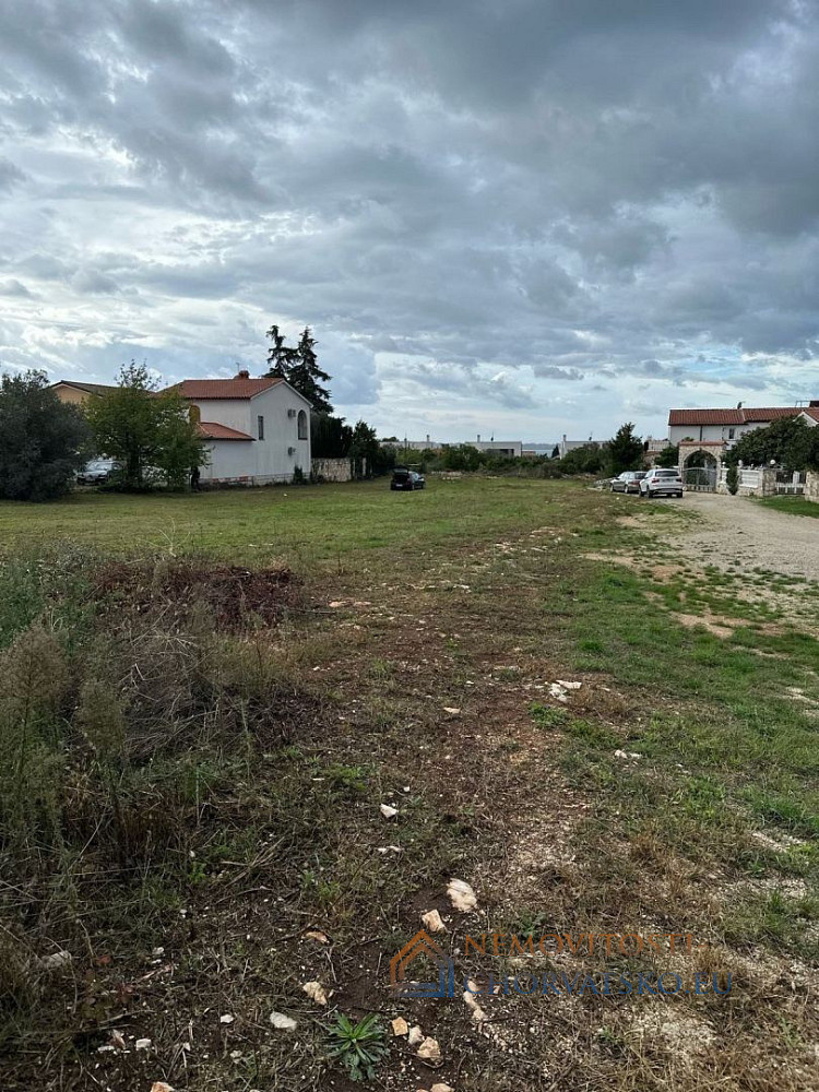 Prodej stavebního pozemku 600 m² - Widok 6