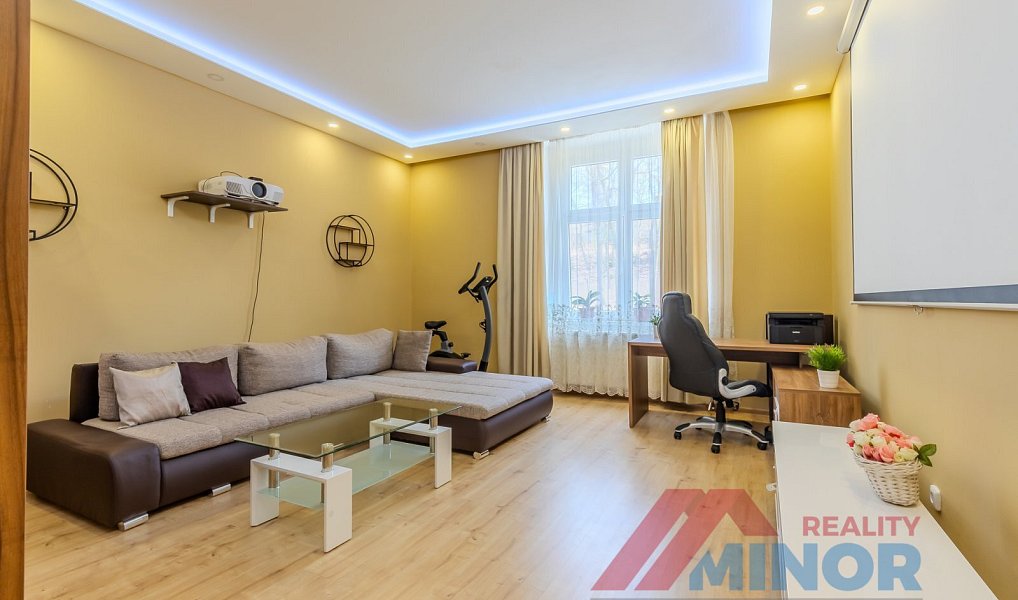 Prodej bytu 3+1 94 m², Slaný – náhled fotky 8