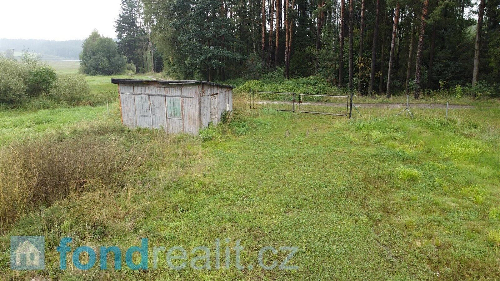 Prodej pozemku 4 301 m² – fotografie 4