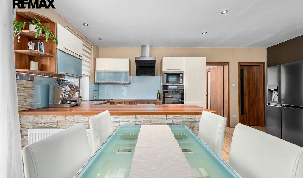 Prodej domu 134 m² s pozemkem 1 409 m², Lišov – náhled fotky 18
