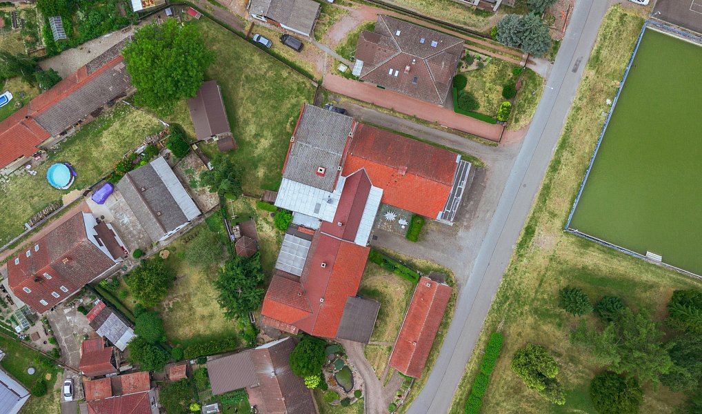 Prodej domu 865 m² s pozemkem 843 m², Klamoš – náhled fotky 10