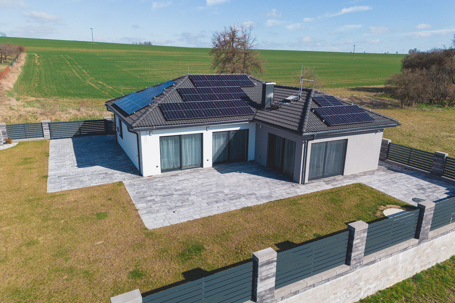 Prodej domu 115 m² s pozemkem 589 m²