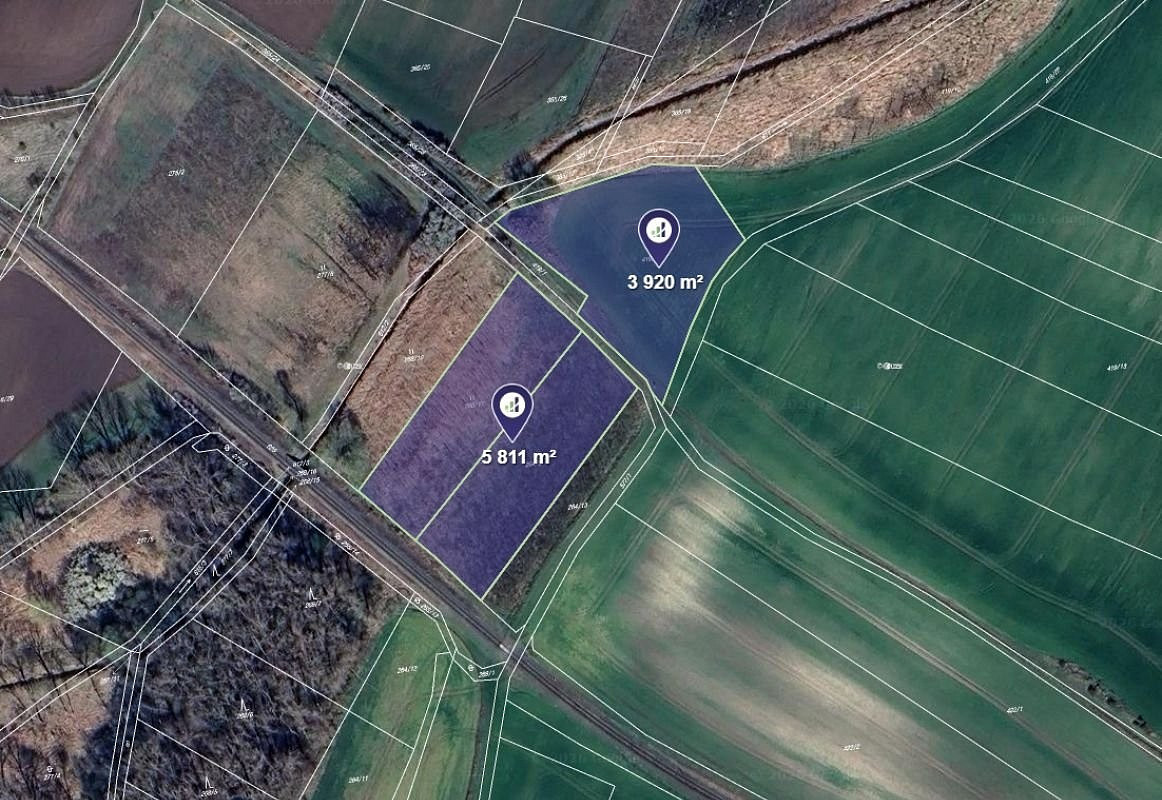 Prodej pole 6 443 m²