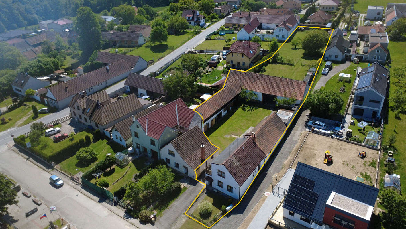 Prodej domu 171 m² s pozemkem 2 693 m²