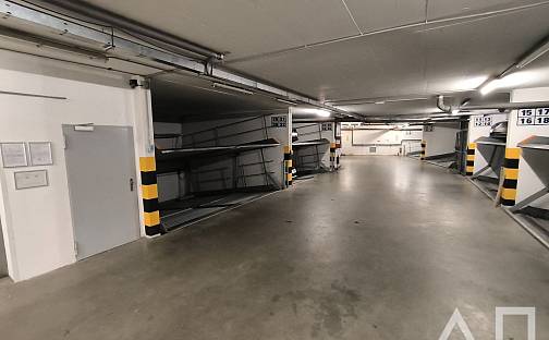 Pronájem, garážové stání, Neklanova - Praha 2, Neklanova, Praha 2 - Vyšehrad