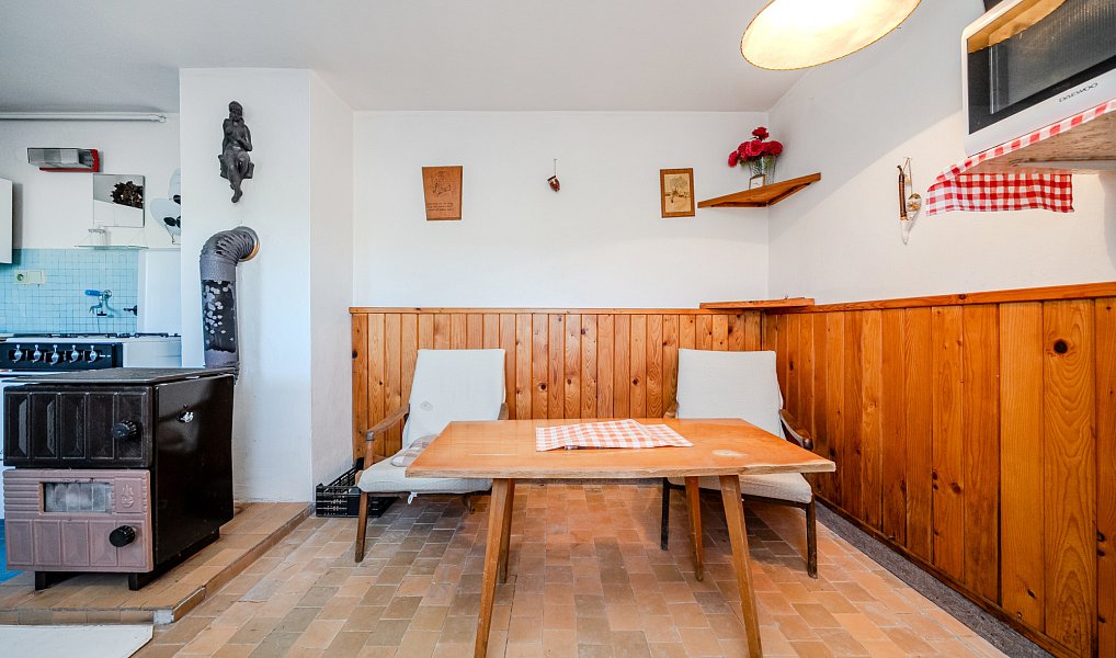 Prodej chaty/chalupy 32 m² s pozemkem 463 m², Vsetín – náhled fotky 16